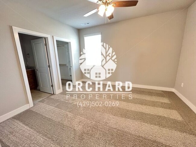 Building Photo - EP 5 | Endura Park-Townhomes in Siloam Springs!