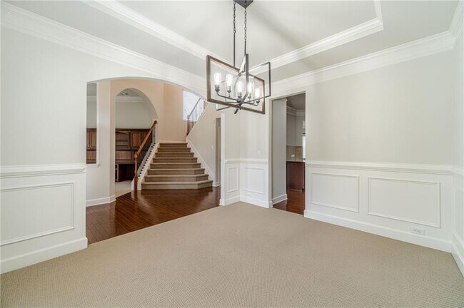 Building Photo - 2557 Staunton Dr