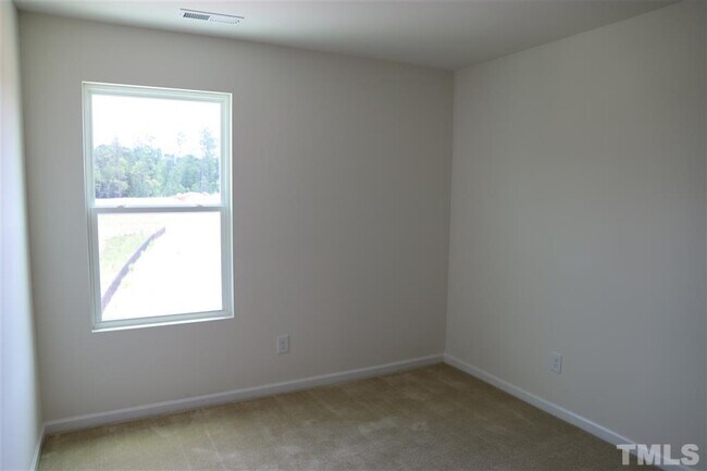 Building Photo - 315 King Closer Dr