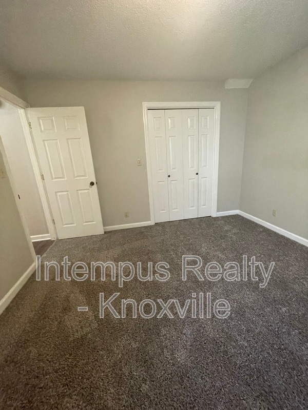 Building Photo - 119 Arcadia Ln