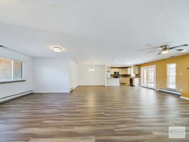 Building Photo - Beautifully Remodeled single Level Home Av...