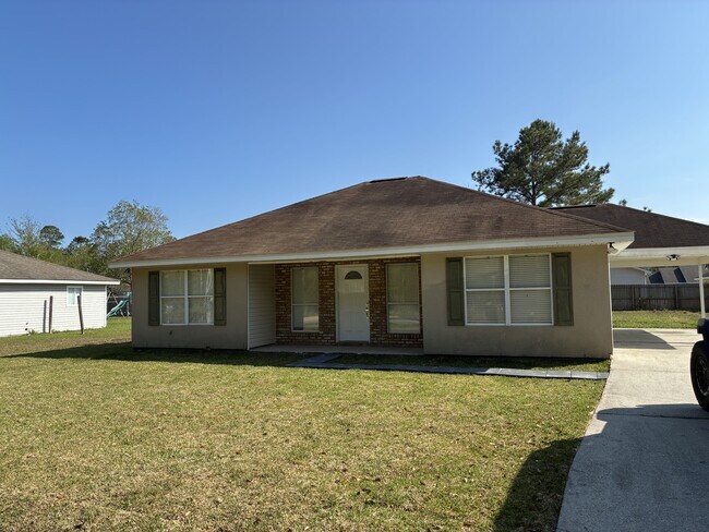 Building Photo - 1041 Hubbard St