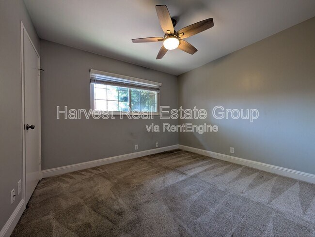 Building Photo - 25930 Madeline Ln