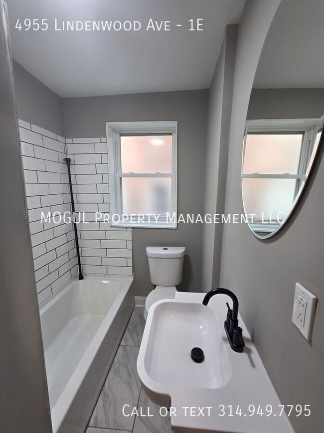 Building Photo - 4955 Lindenwood Ave