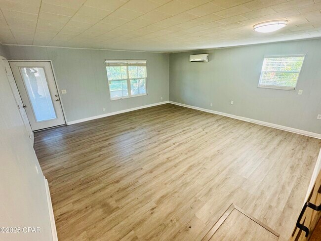 Building Photo - 1606 Fairland Ave