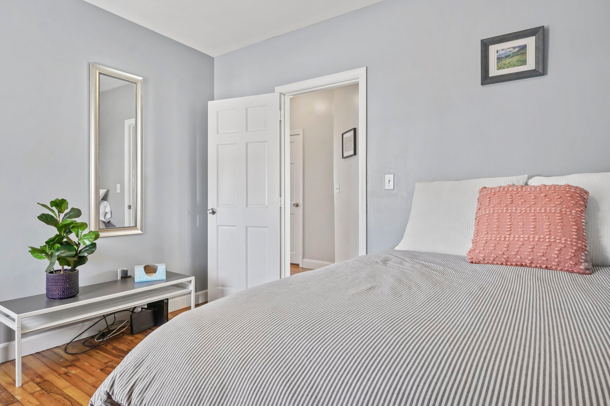 Building Photo - 372 Broadway