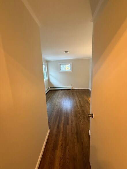 Bedroom 2 - 4387 NY-32