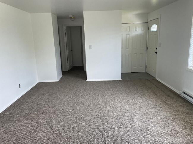 Building Photo - Cozy Home for Rent!!