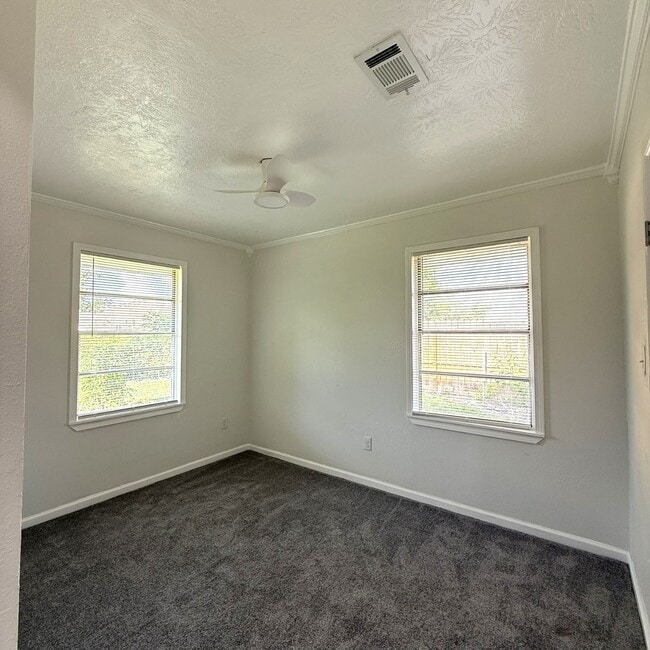 Building Photo - 3790 Le Bleu St