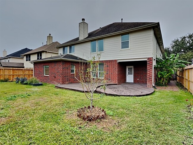 Building Photo - 3719 Pine Lake Dr