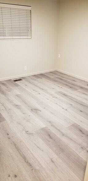 Building Photo - 3070 Eccles Ave