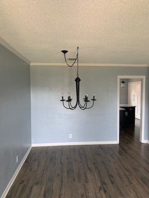 Building Photo - 4001 Anderson Rd