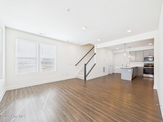 Building Photo - 1259 Shaw View Aly