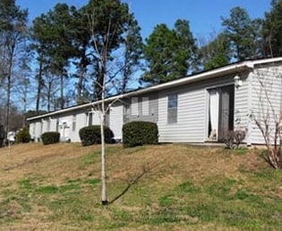Primary Photo - North Hill Place Apartments
