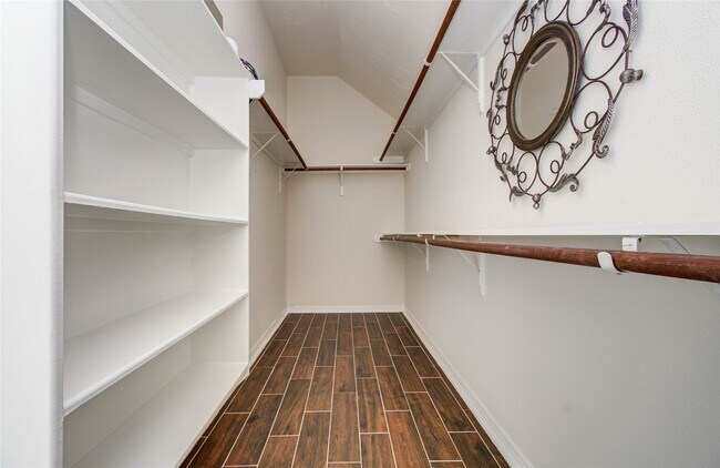 Building Photo - 10714 Barker Lake