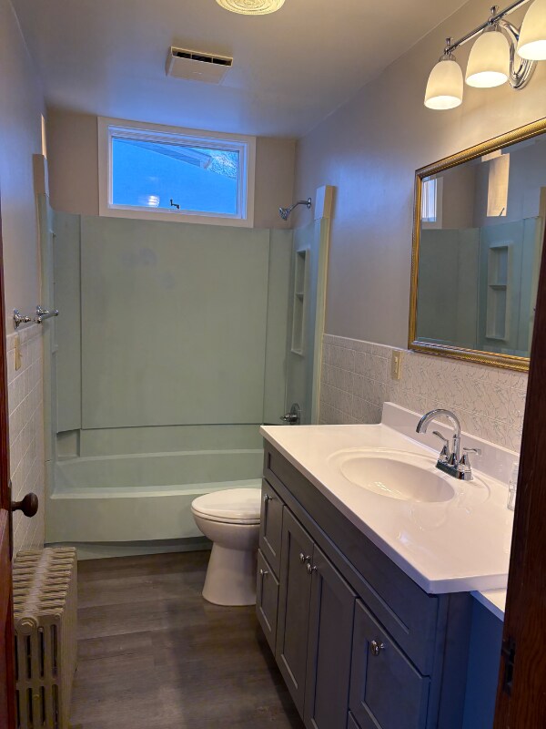 Building Photo - 210 Wayne St