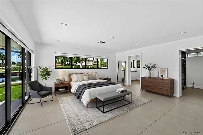Building Photo - 536 Hibiscus Dr