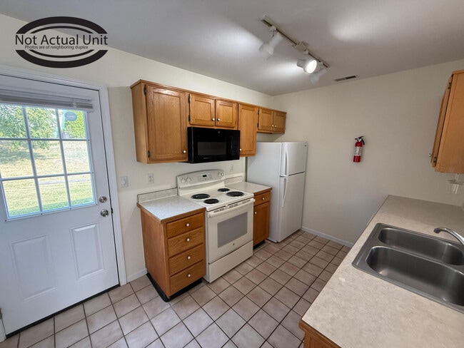 Building Photo - 1328 N Frideriki Dr