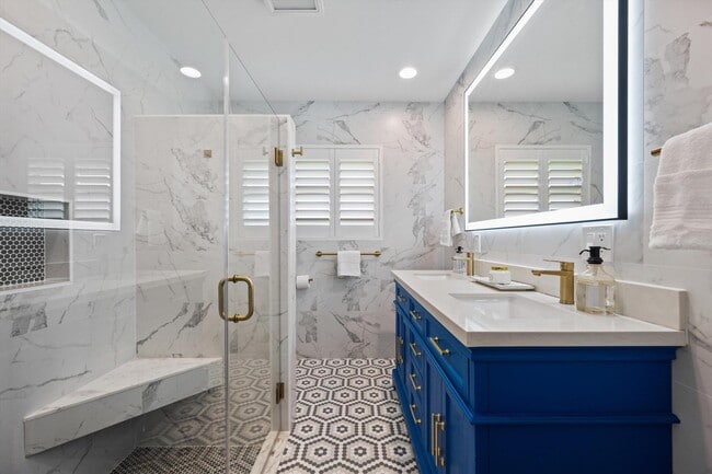 Building Photo - 12139 Big Cone Ct