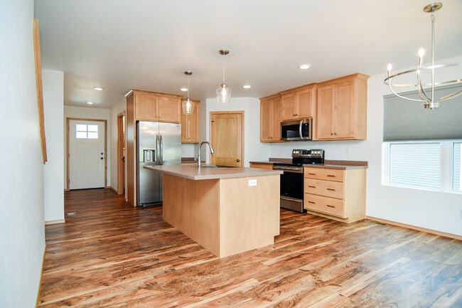 Building Photo - 4607 Trellis Dr