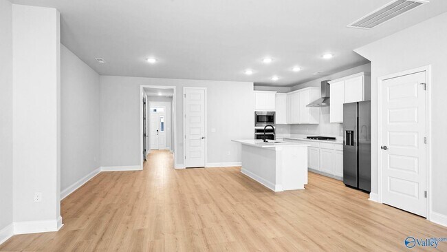 Building Photo - 333 Hay Rake Dr