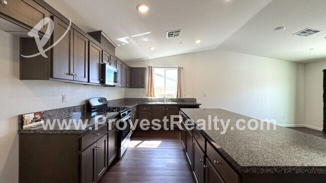 Building Photo - 11377 Bellevue St
