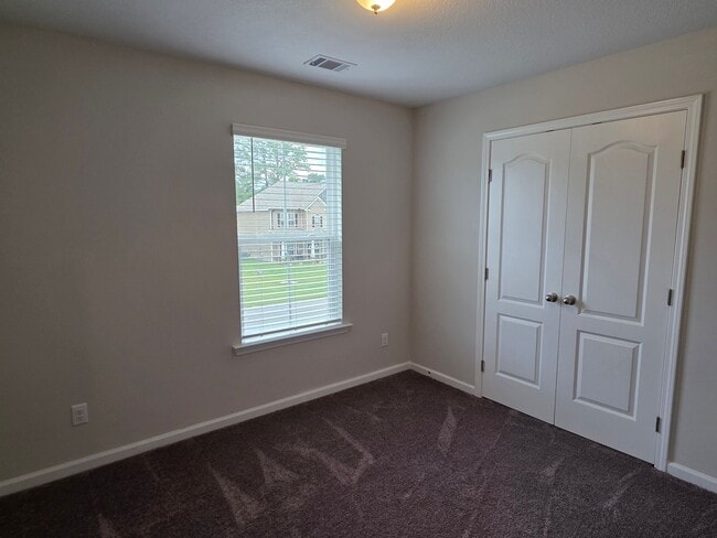 Building Photo - 57 Oakmont Dr