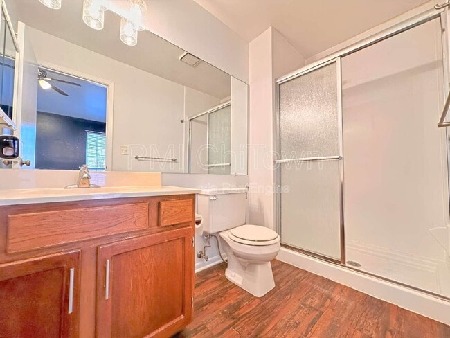 Building Photo - 1172 Regency Dr