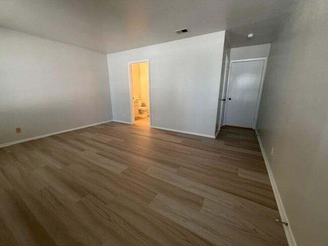 Building Photo - 14401 Brook Hollow Blvd