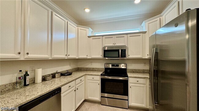 Building Photo - 2066 Tamarron Ln