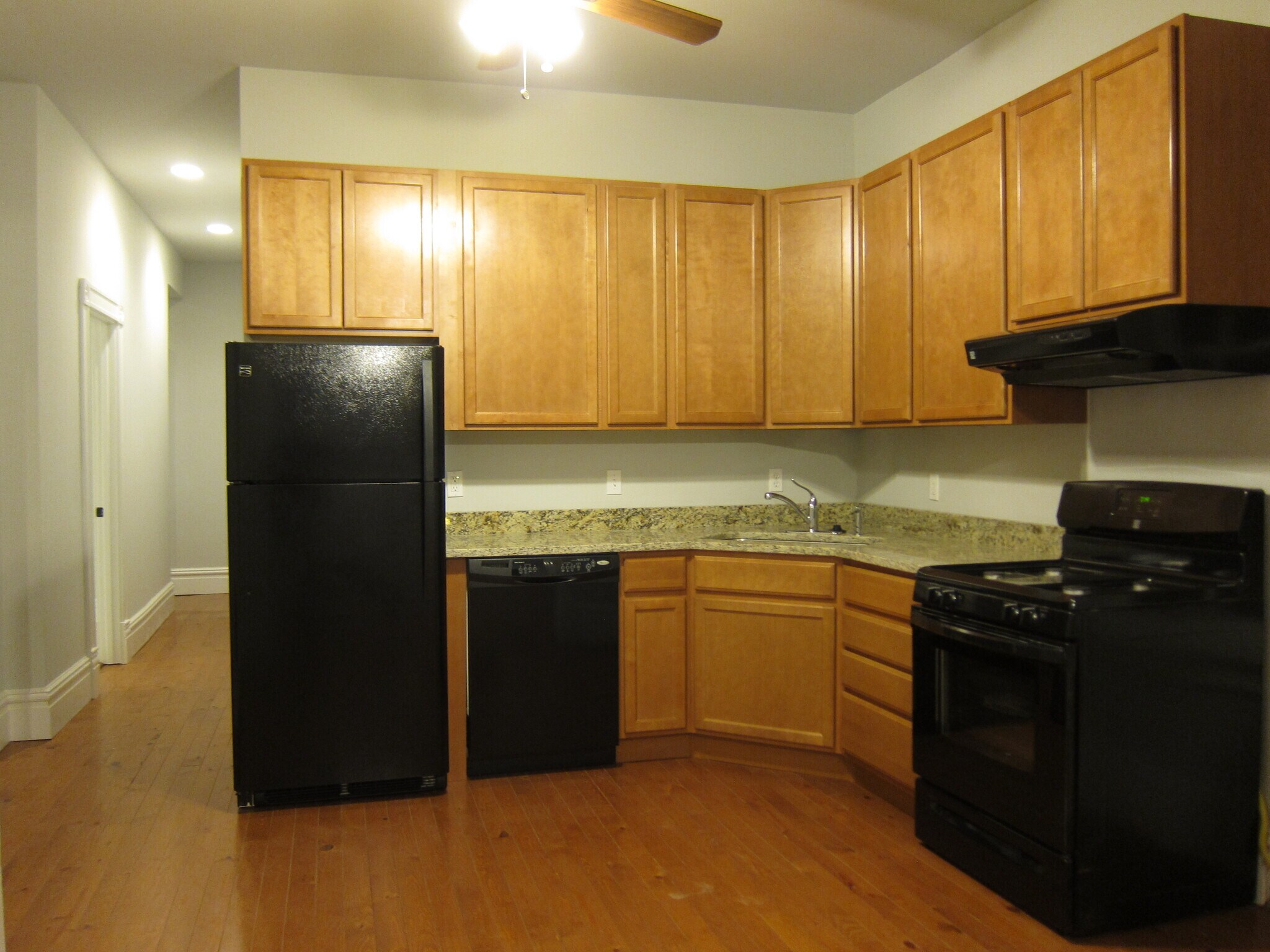 Building Photo - 4059 Shenandoah