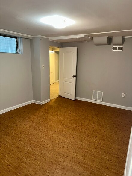 Building Photo - 604 Quail St