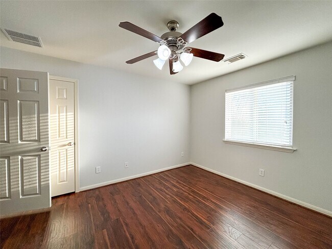 Building Photo - 6023 Indian Creek