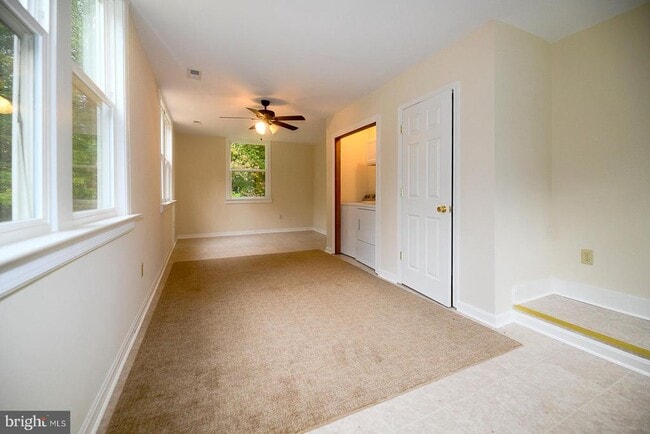 Building Photo - 12335 Rousby Hall Rd