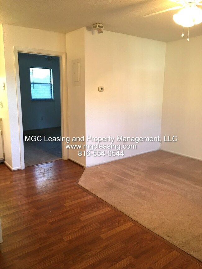 Building Photo - LeGrand Apartments - Downtown Lee's Summit...