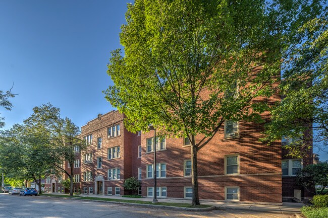 Primary Photo - Pleasant Circle North