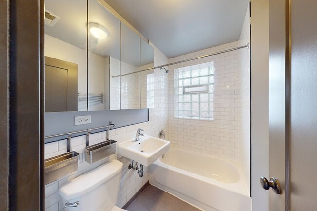 Floorplan - 5300 S. Drexel Avenue