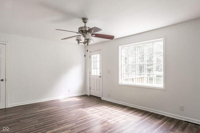 Building Photo - 5108 Sunny Meade Ln