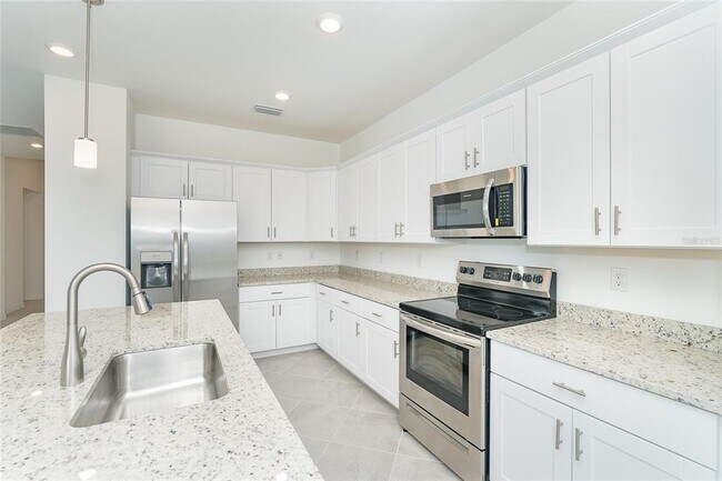 Building Photo - 1745 Saddlewood Cir