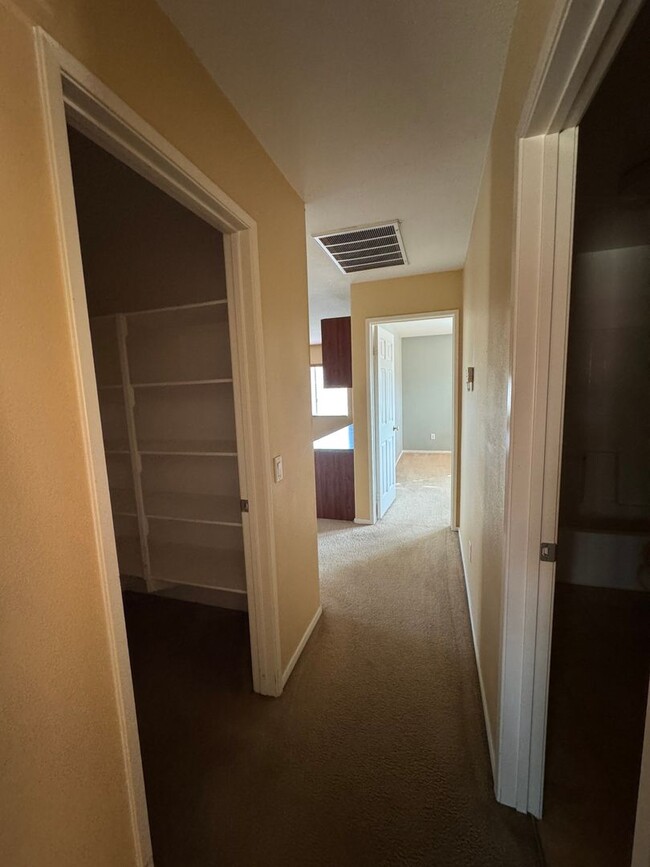 Building Photo - Welcome to Your New Home In Winchester