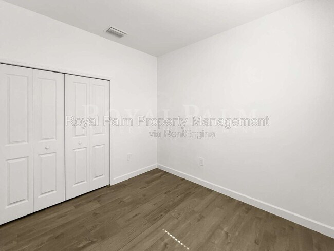 Building Photo - 10706 Clementine Pl