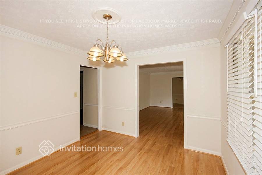 Building Photo - 458 Glendale Ct SW