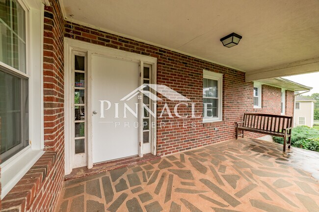 Front Porch - 126 Tomahawk Industrial Park