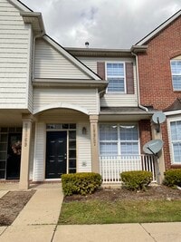 Building Photo - 28957 Cullen Dr