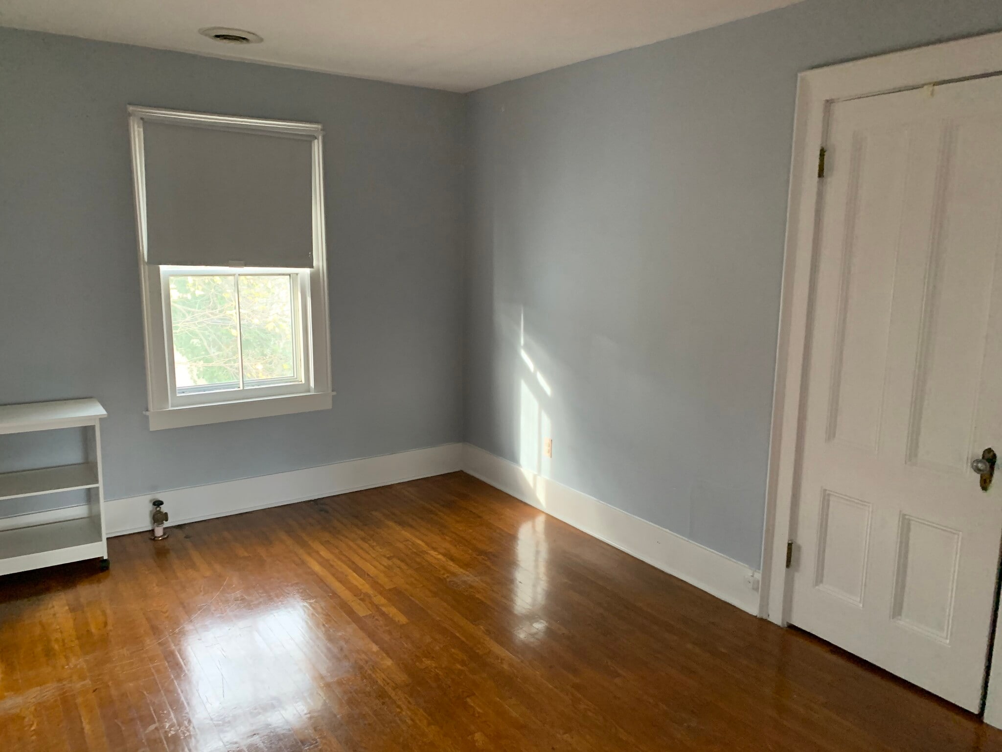 Building Photo - 223 Main St