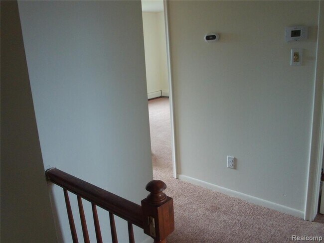 Building Photo - 38014 Mallast St