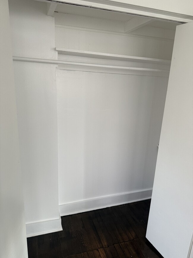 Building Photo - 209 Philip St