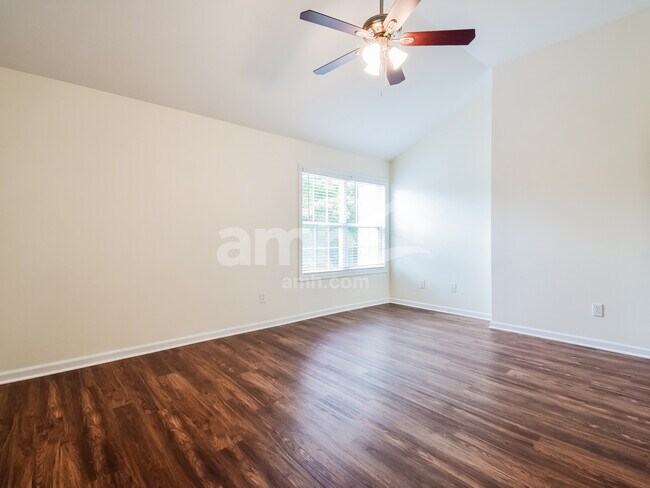 Building Photo - 2699 Red Mulberry Ln