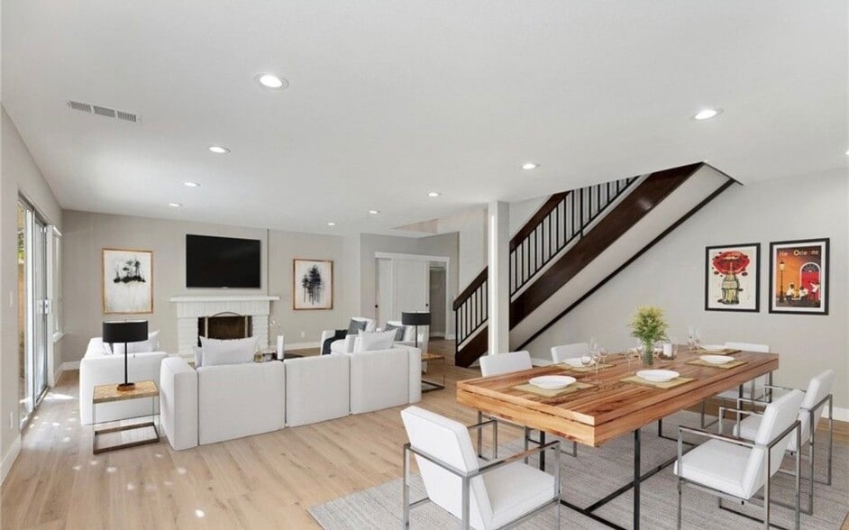 Building Photo - 17552 Wayne Ave