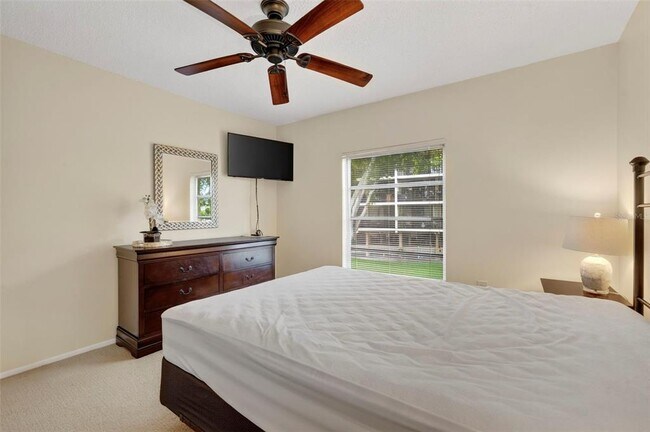 Building Photo - 2700 Bayshore Blvd